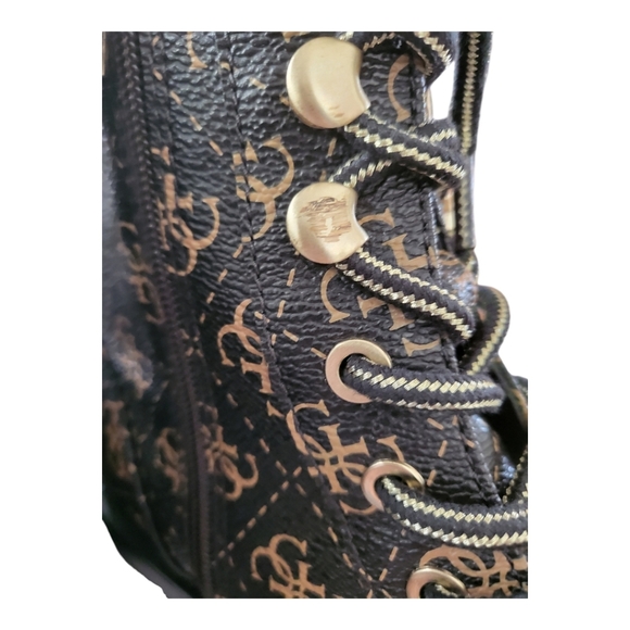 Guess fearne bootie Womens Size 7 New Monogram Preppy Combat Boot - Picture 8 of 10